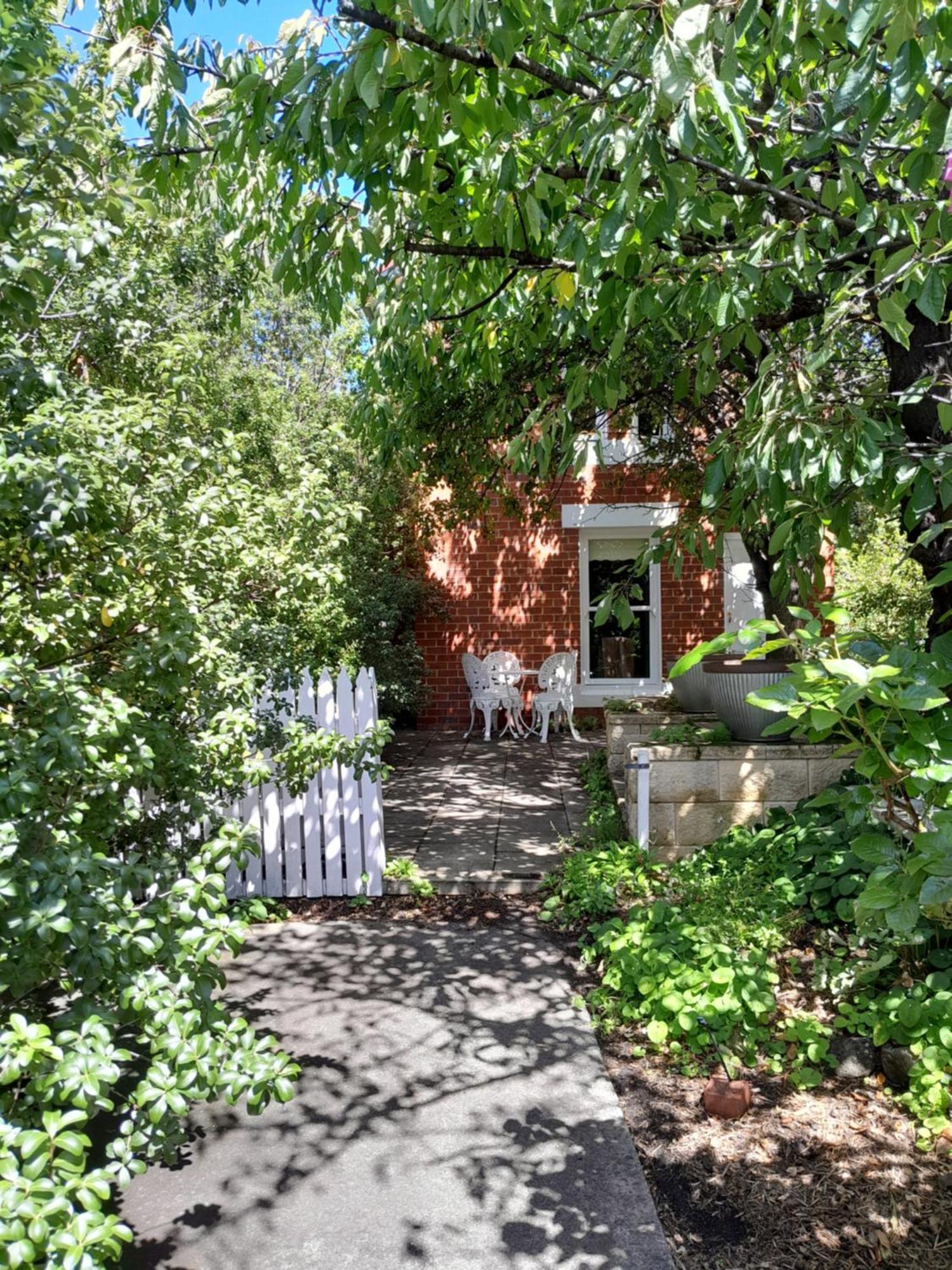 Annies Garden Cottage Χόμπαρτ Εξωτερικό φωτογραφία